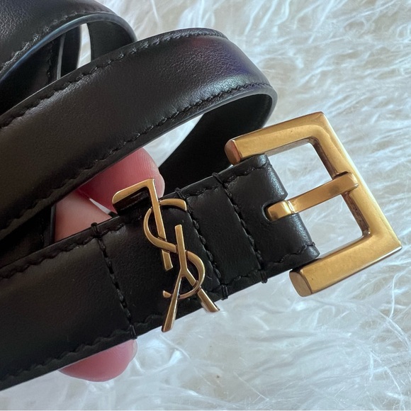 Yves Saint Laurent Cassandre skinny black belt 85 ( 39.5” total length) - Picture 2 of 9